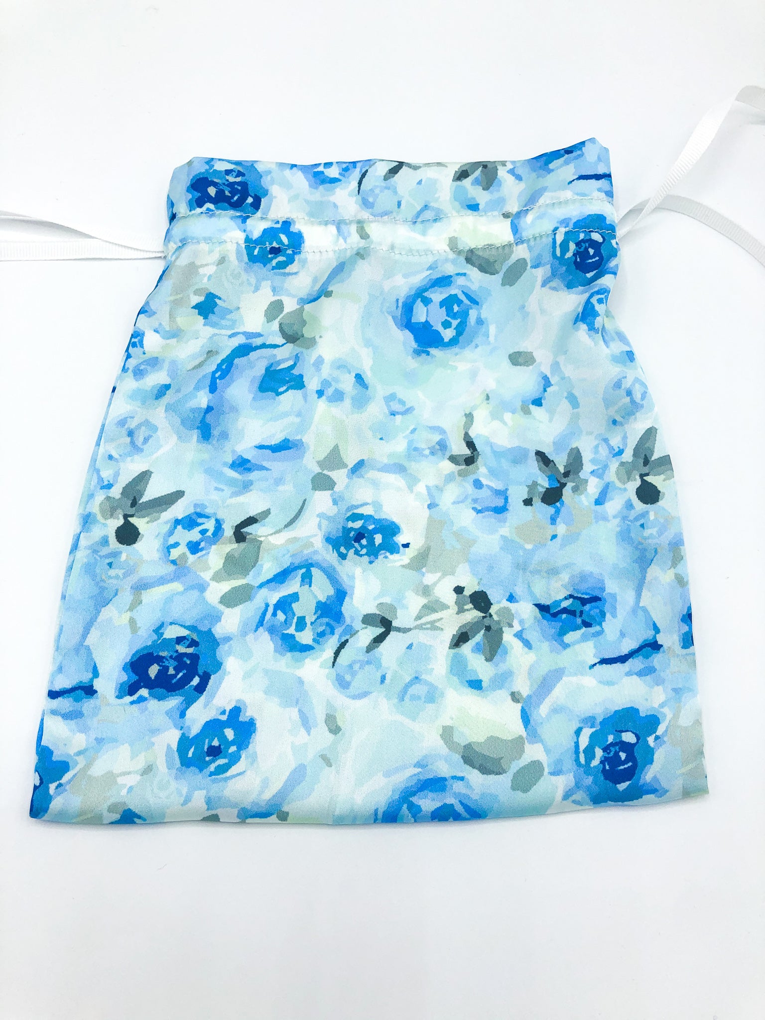 Pretty blue watercolour floral bag for a face mask