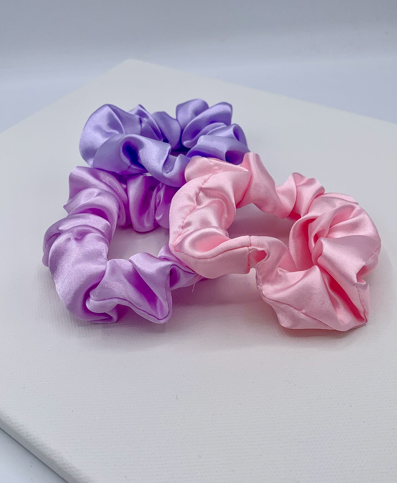 Satin Scrunchie - Pink