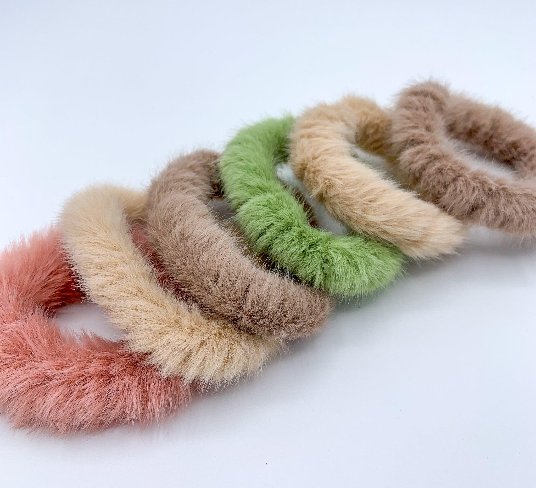Fluffy Scrunchie - Brown
