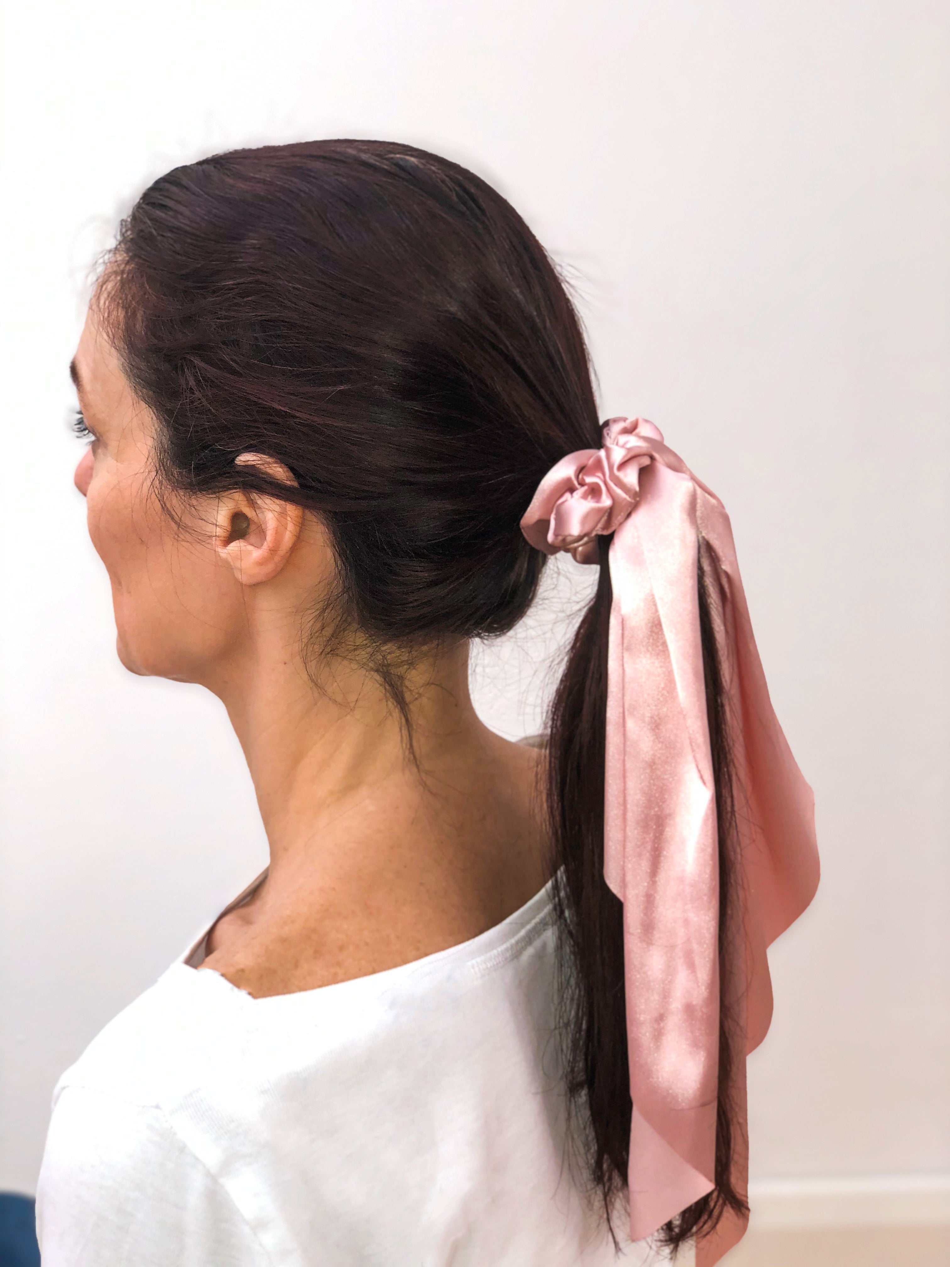 Wilde Long Tail Scrunchie - Pink