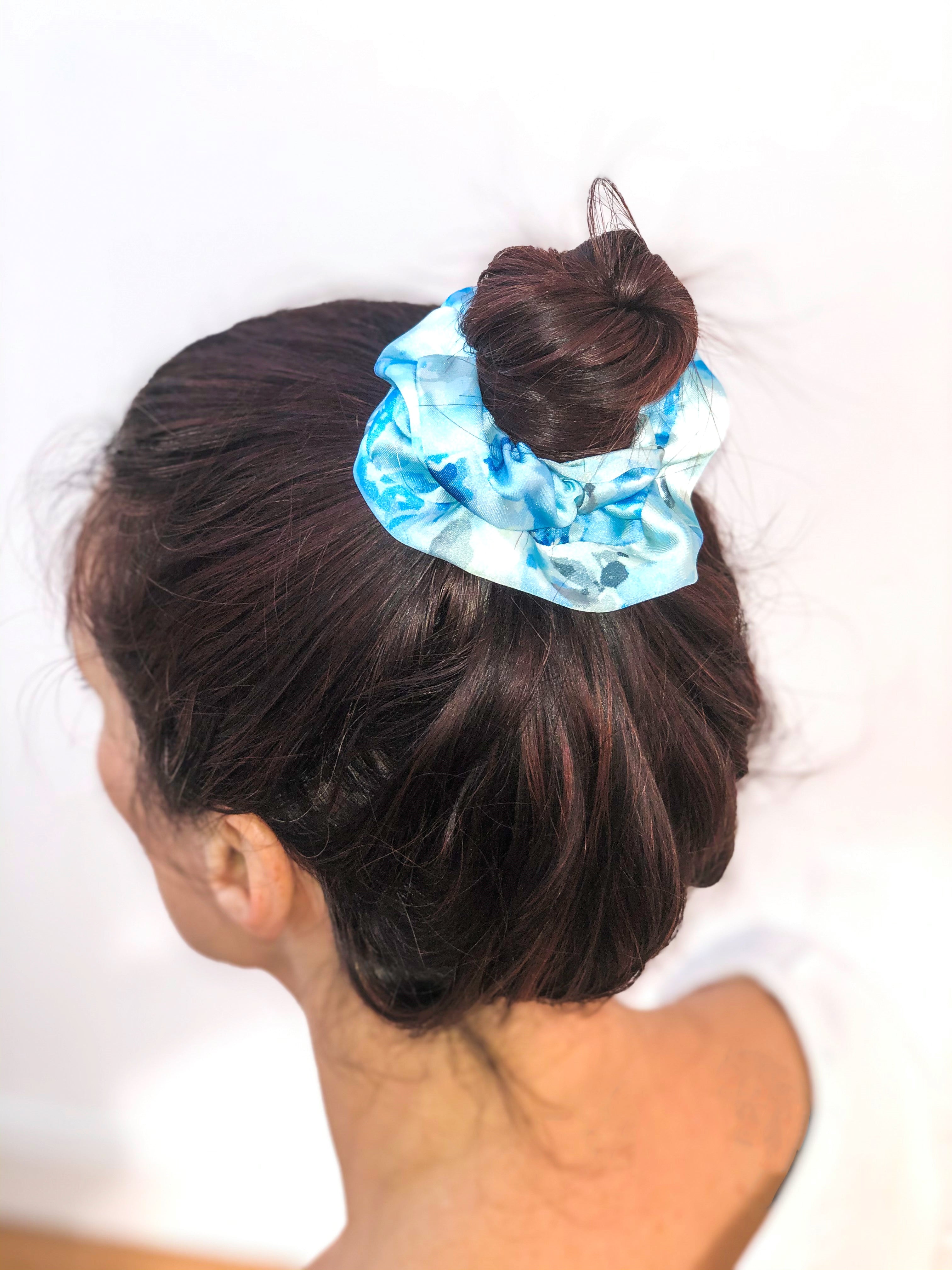 Baker Grey and Blue Floral Scrunchie Set